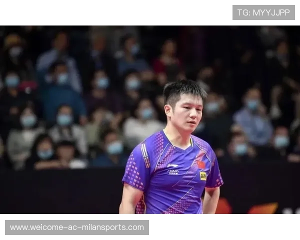 王楚钦接发球直接抢攻得分，伦敦世乒赛直通赛首轮告捷